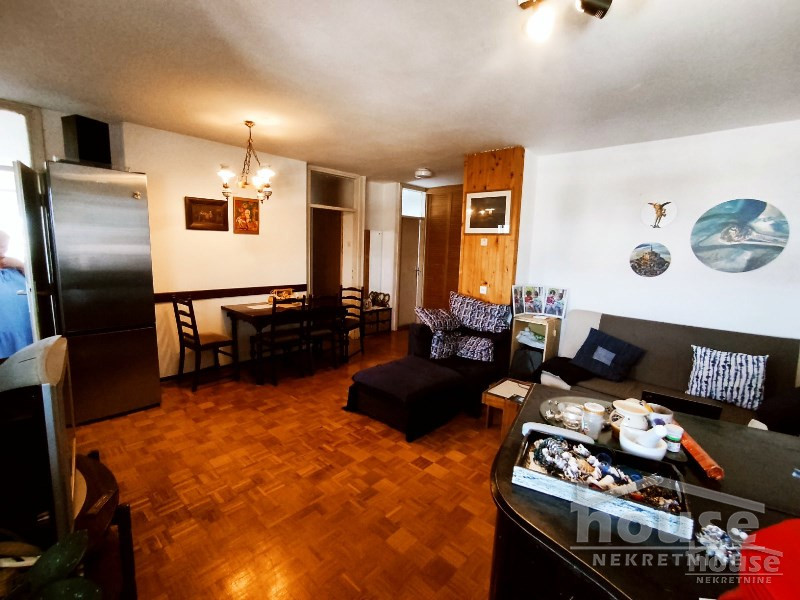 Stan,NOVI SAD,BULEVAR 94m2,213000€ , ID: 1056172 1