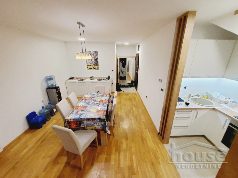 Stan,NOVI SAD,BULEVAR PATRIJARHA PAVLA 113m2,188500€ , ID: 1057901 9