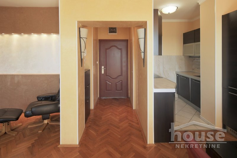 Stan,NOVI SAD,CENTAR 119m2,216300€ , ID: 1057131 11