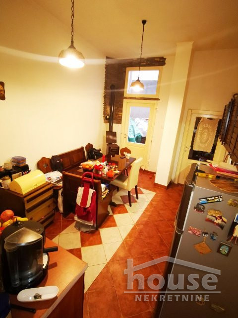 Stan,NOVI SAD,CENTAR 121m2,247200€ , ID: 1055839 16