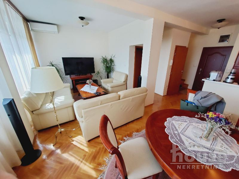 Stan,NOVI SAD,CENTAR 148m2,251500€ , ID: 1056048 2