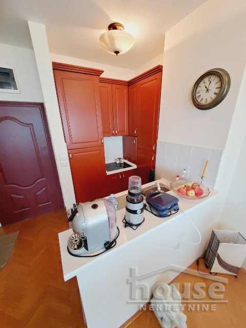 Stan,NOVI SAD,CENTAR 148m2,251500€ , ID: 1056048 6