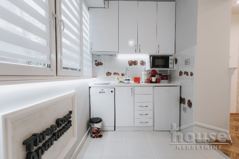 Stan,NOVI SAD,CENTAR 38m2,144200€ , ID: 1057646 11