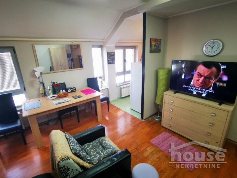 Stan,NOVI SAD,CENTAR 41m2,97850€ , ID: 1054712 5