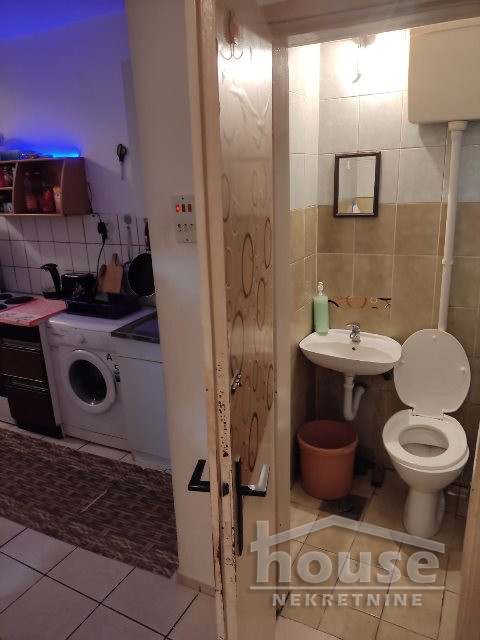 Stan,NOVI SAD,CENTAR 46m2,90000€ , ID: 1056559 6