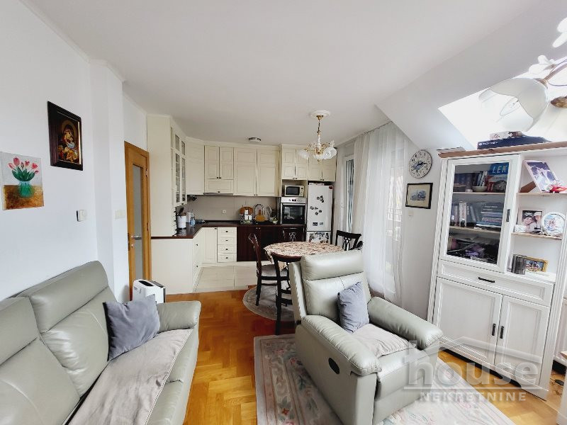 Stan,NOVI SAD,CENTAR 70m2,185400€ , ID: 1057876 7