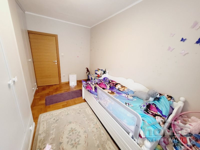 Stan,NOVI SAD,CENTAR 70m2,185400€ , ID: 1057876 15