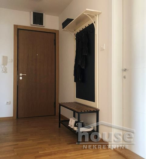 Stan,NOVI SAD,CENTAR 70m2,180250€ , ID: 1058536 6