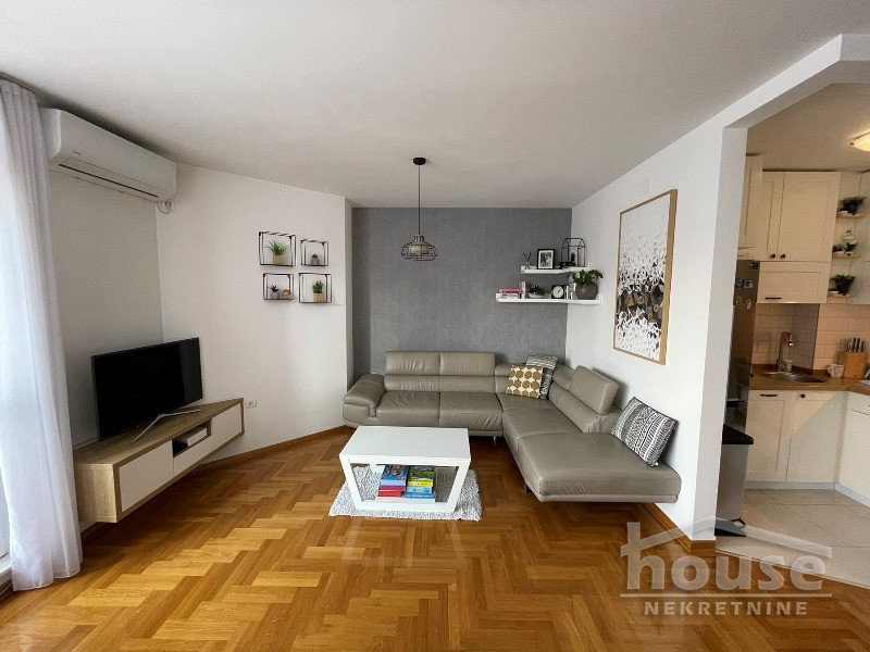 Stan,NOVI SAD,CENTAR 80m2,204970€ , ID: 1058718 12