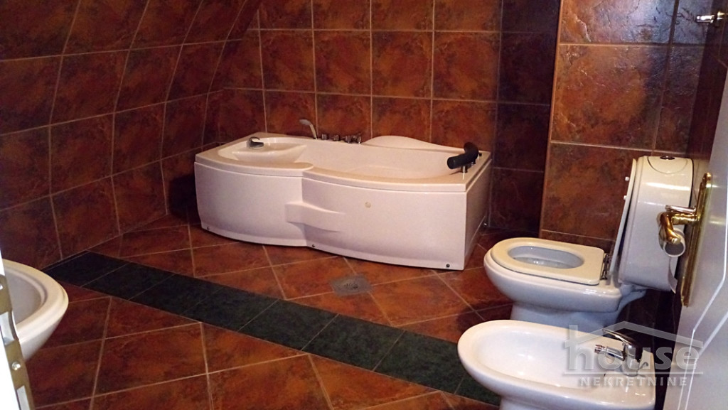 Stan,NOVI SAD,GRBAVICA 195m2,257500€ , ID: 1058673 15