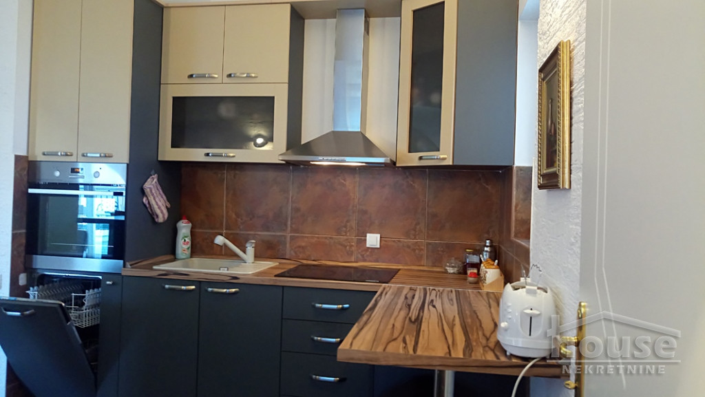 Stan,NOVI SAD,GRBAVICA 195m2,257500€ , ID: 1058673 13