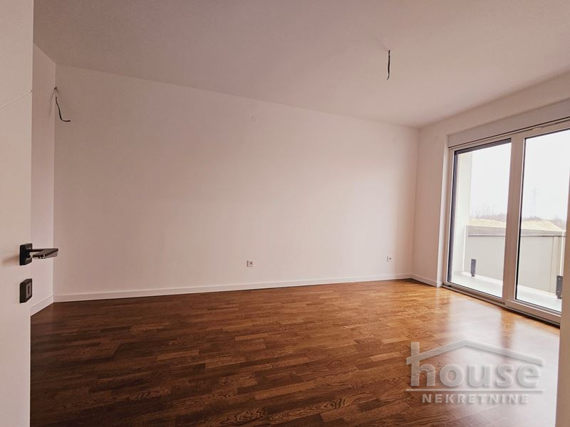 Stan,NOVI SAD,NOVO NASELJE 130m2,321360€ , ID: 1058387 13