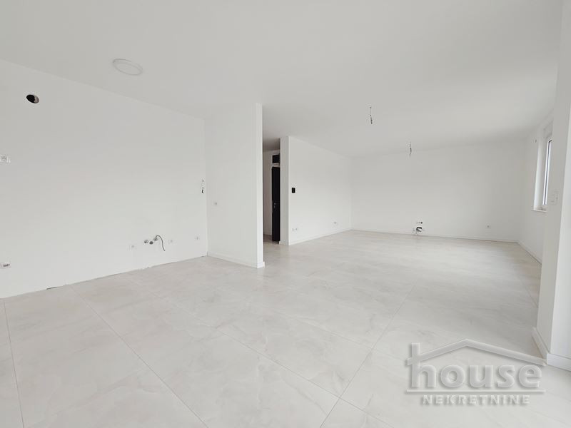 Stan,NOVI SAD,NOVO NASELJE 130m2,321360€ , ID: 1058387 8