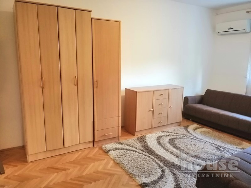 Stan,NOVI SAD,PODBARA 28m2,77250€ , ID: 1050595 3