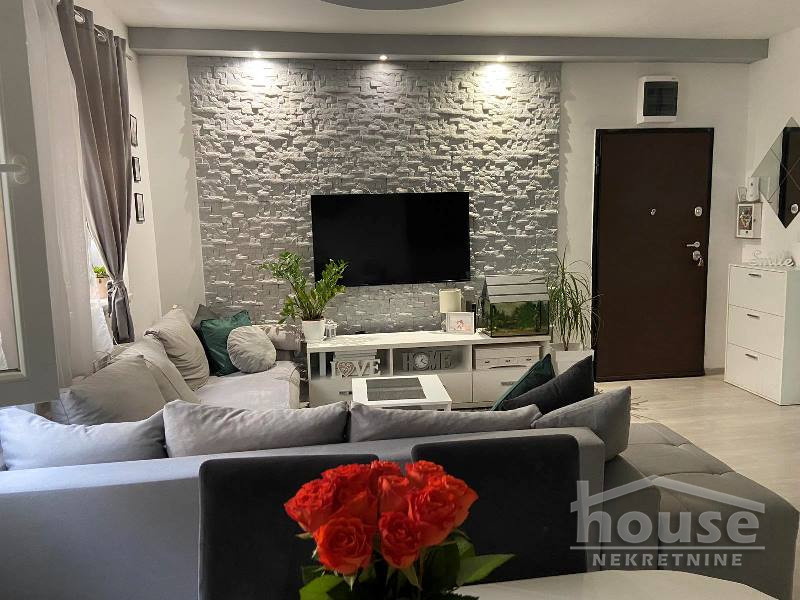 Stan,NOVI SAD,CENTAR 157m2,185400€ , ID: 1057294 8