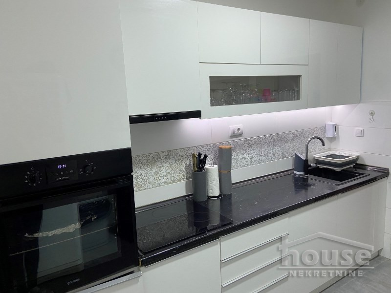 Stan,NOVI SAD,CENTAR 157m2,185400€ , ID: 1057294 13