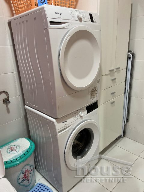 Stan,NOVI SAD,CENTAR 157m2,185400€ , ID: 1057294 17