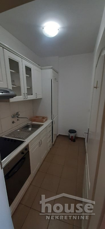 Stanovi,NOVI SAD,BULEVAR 49m2,400€ , ID: 9115022 9