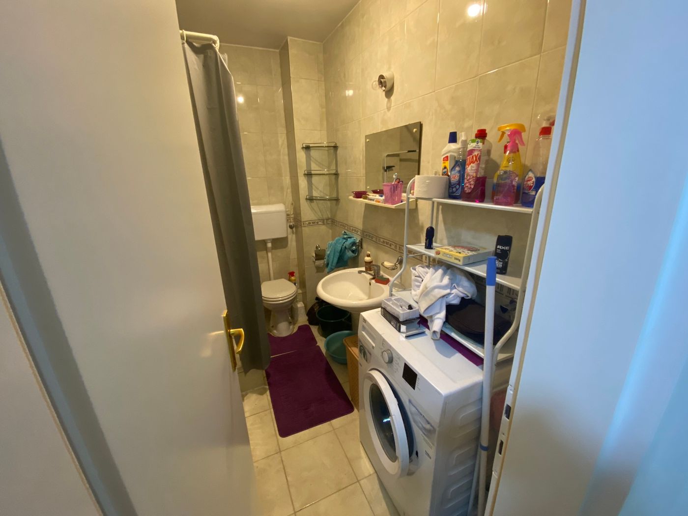 Uknjižena i odmah useljiva garsonjera 062 792 583 4