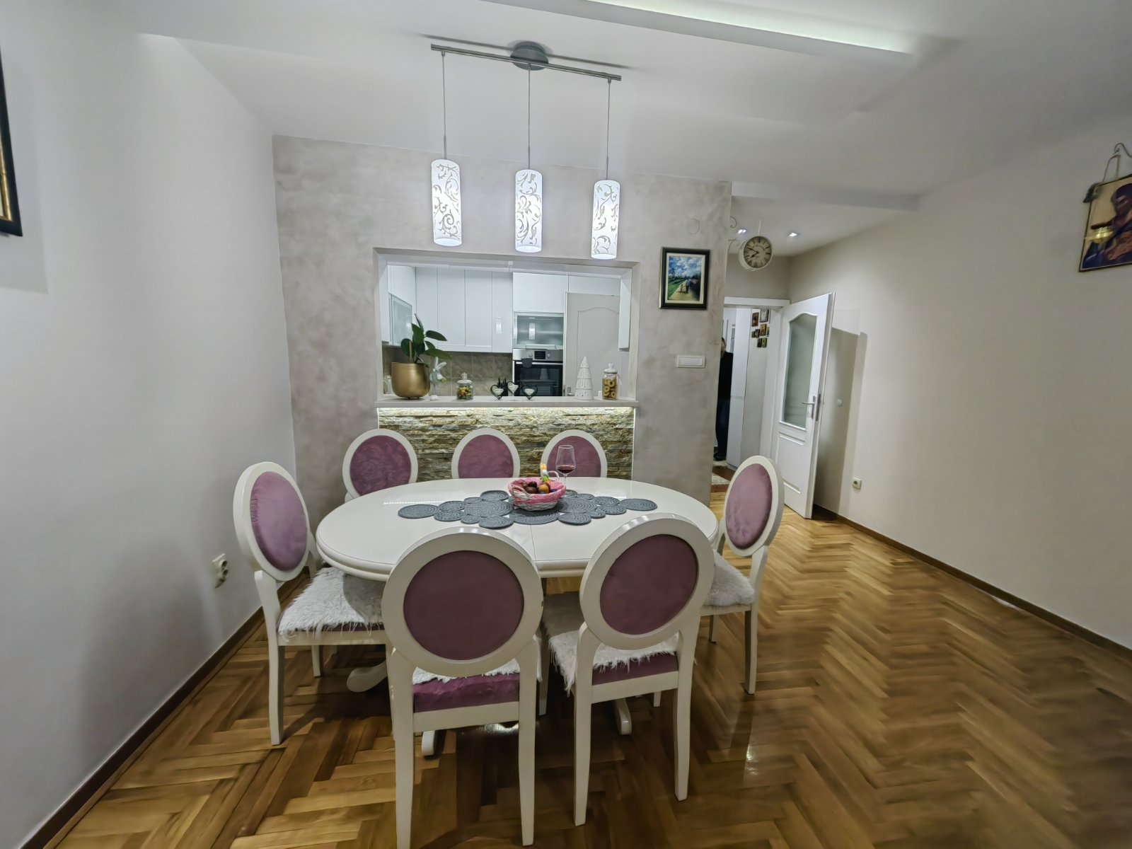 Najtraženija lokacija  komforan porodičan stan  75m2 3