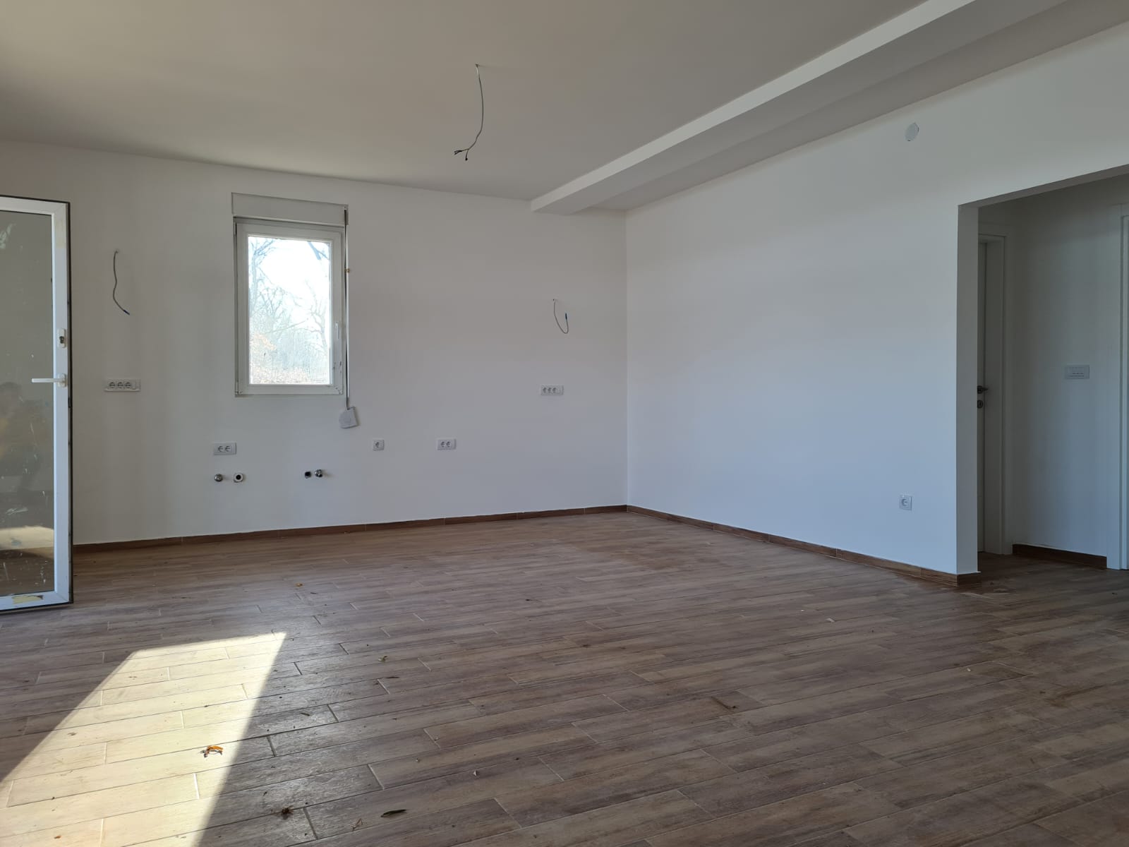 Prodajem sojenicu na Savi 2