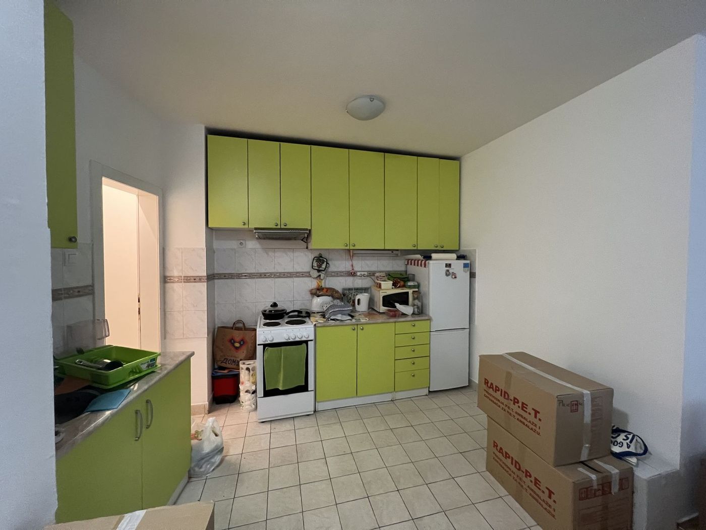 Odmah useljiv   savršen dvosoban stan   062 792 583 2