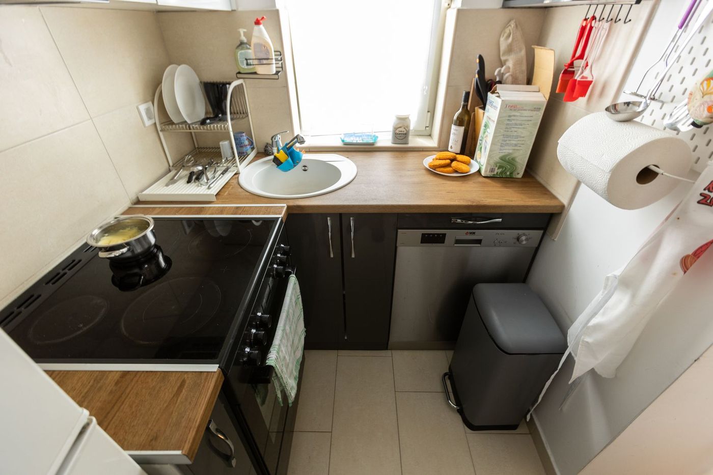 Savršen porodični stan  u jednoj etaži   062 792 583 4