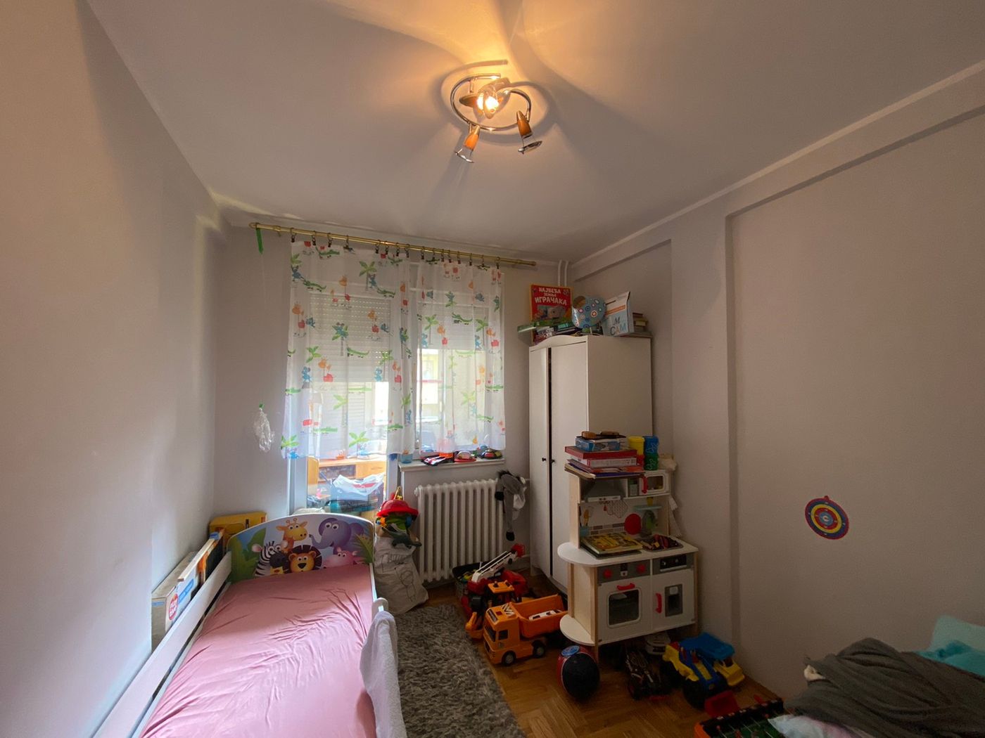 Blizina centra   odličan raspored   062 792 583 2