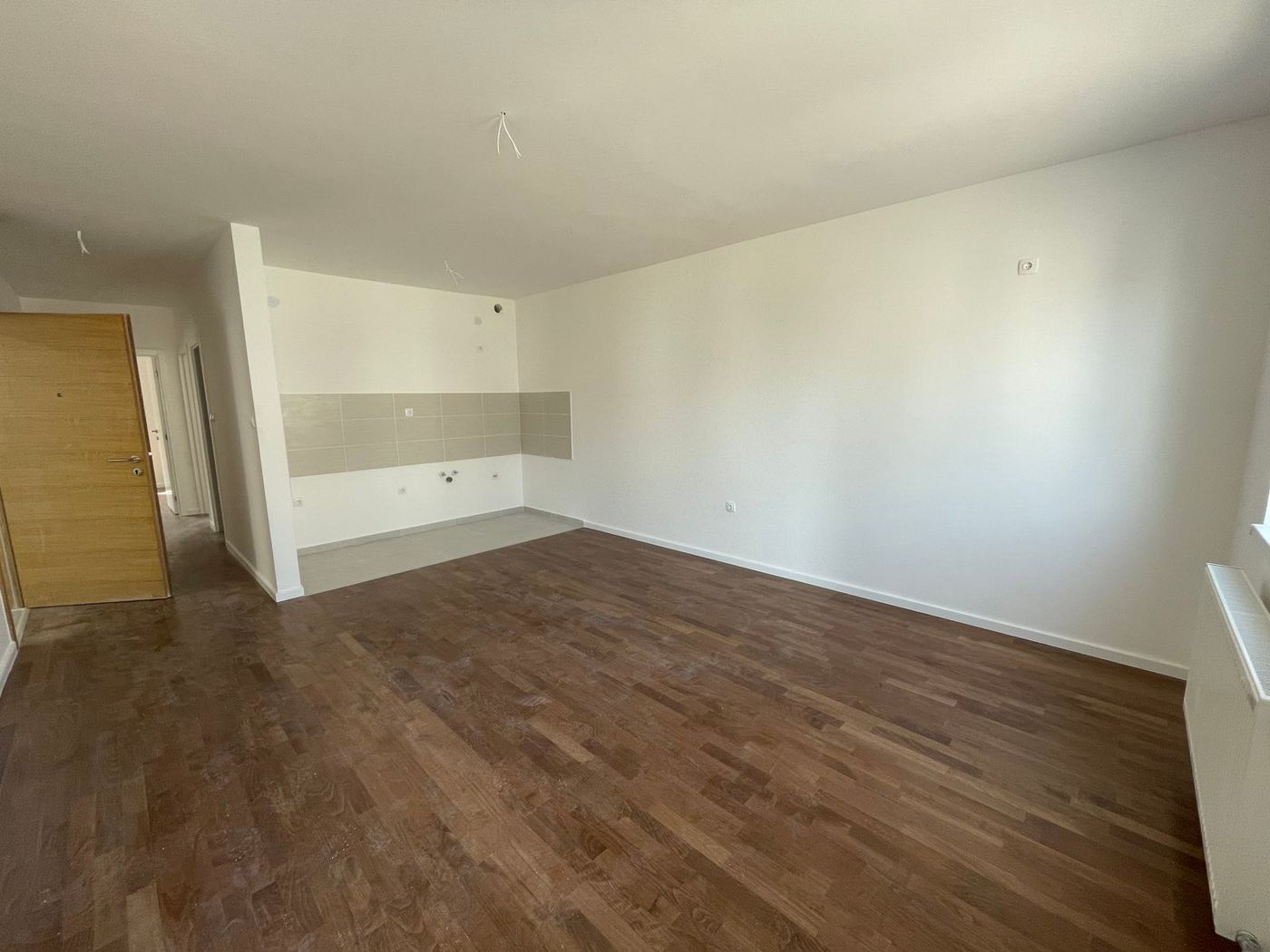 Telepska dolina   71m2   062 792 583 3