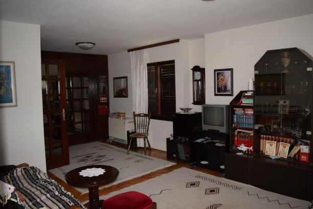 Prodaje se kvalitetna kuca u Vrnjackoj Banji 2