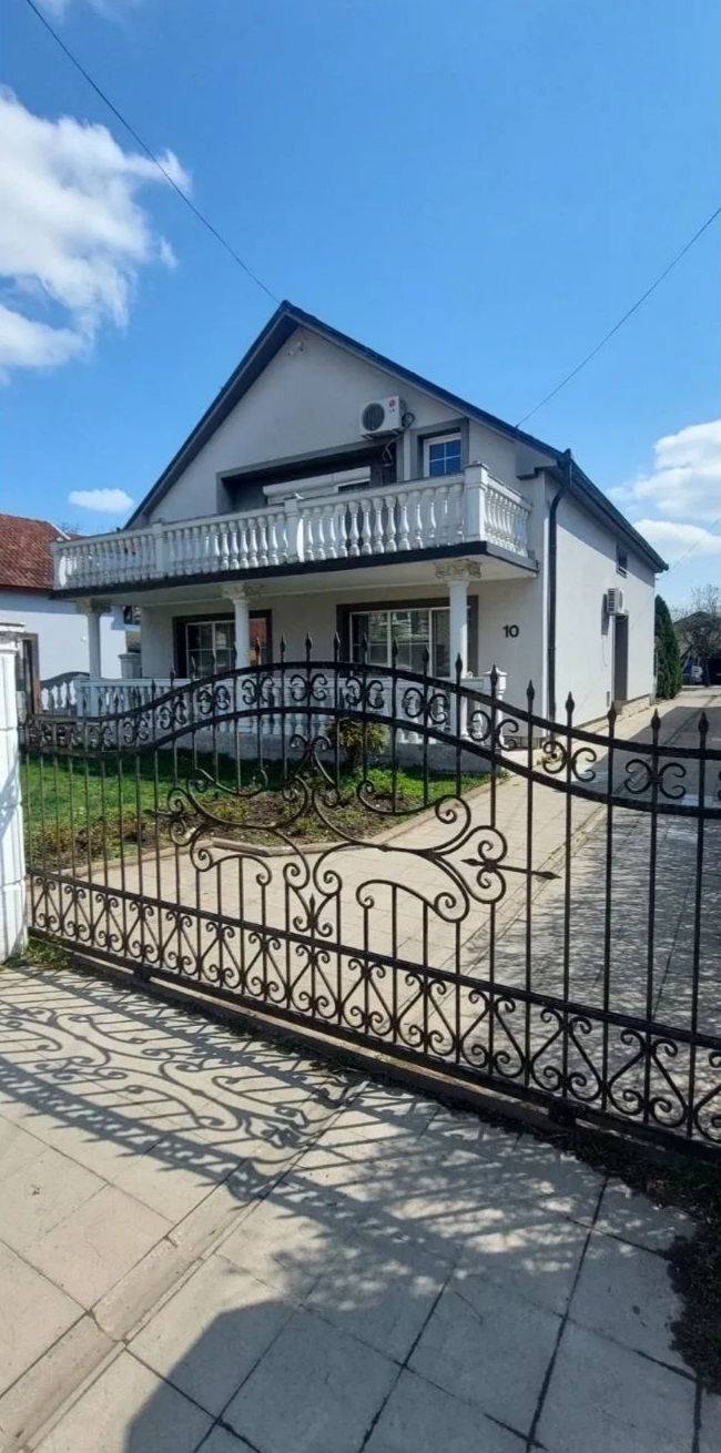 Kuca na prodaju u Staroj Pazovi 1