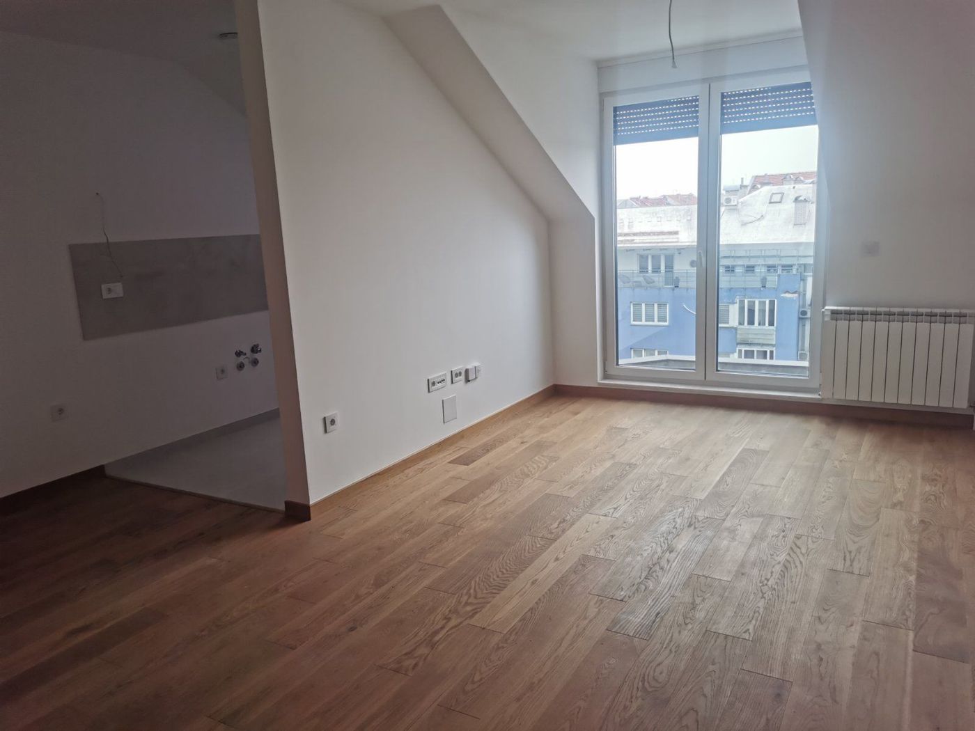 Nov   odmah useljiv   cena sa PDV om   062 792 583 3