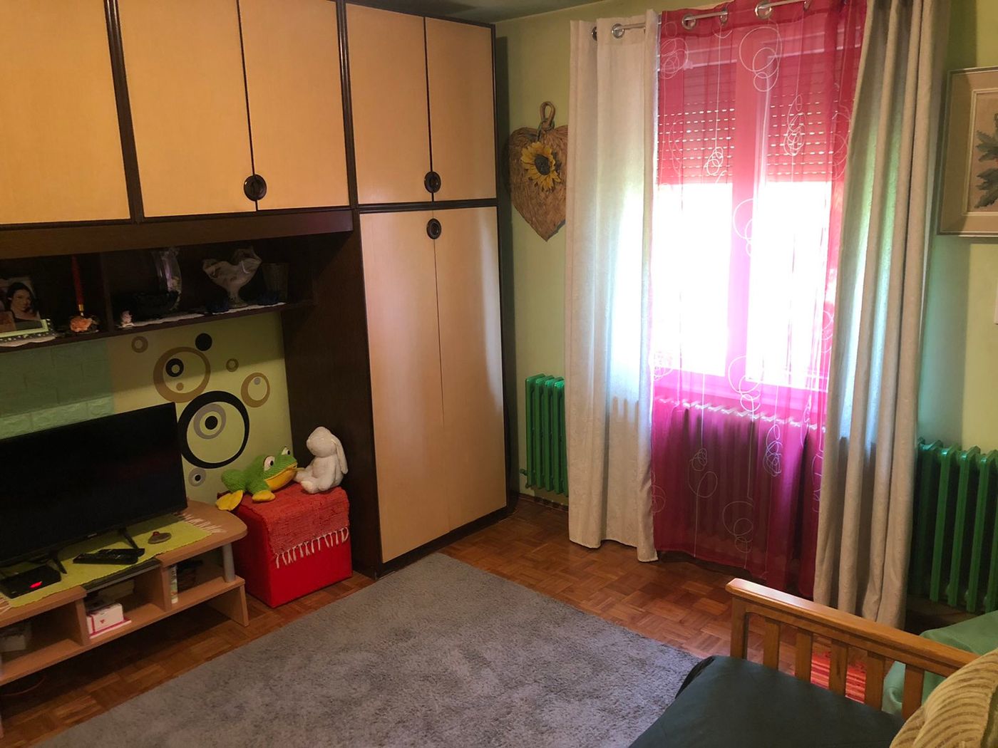 Uknjižen   može biti 1 5   SAJAM   062 792 583 2