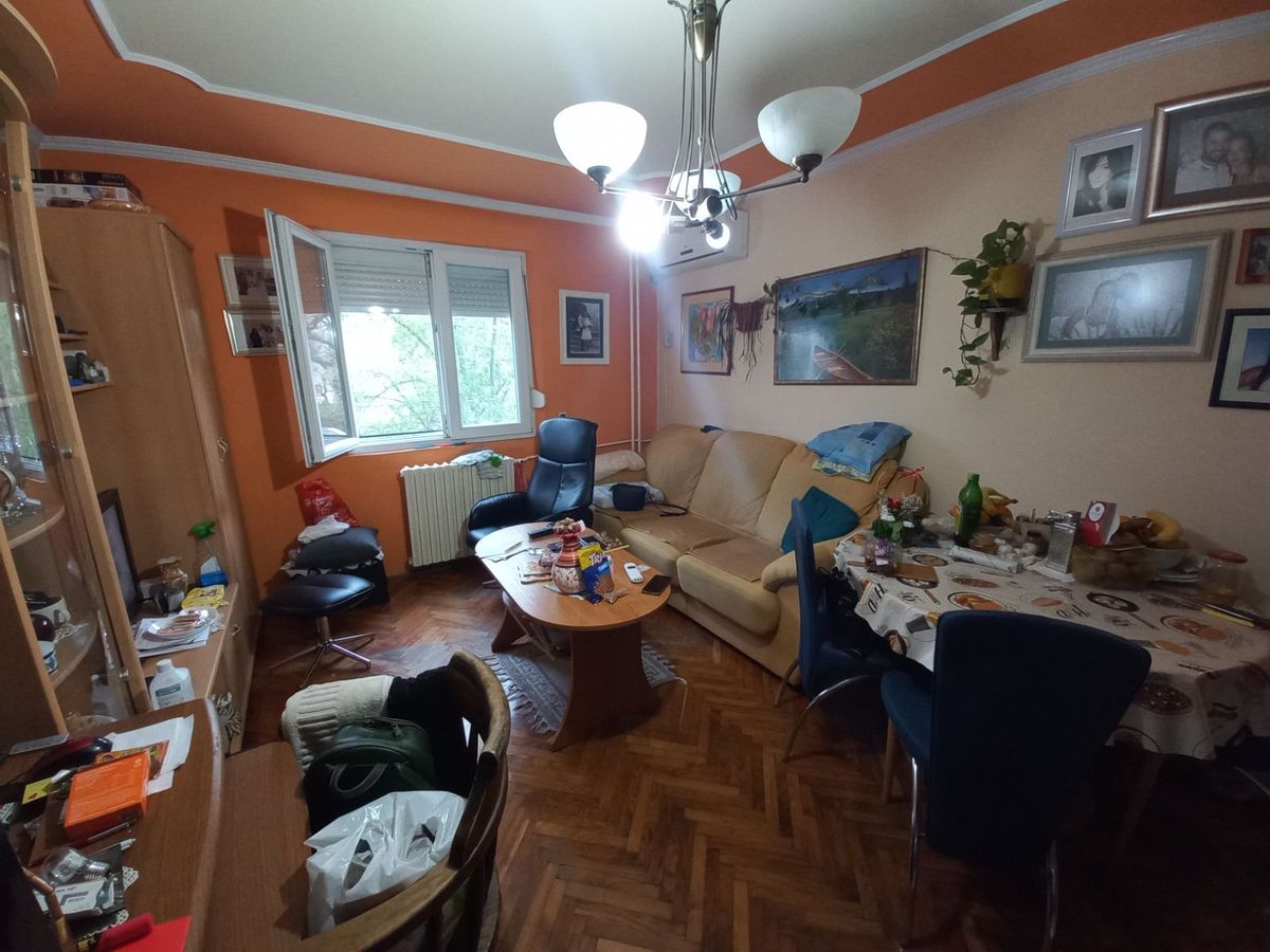 Futoški put   savršen dvoiposoban stan   062 792 583 2