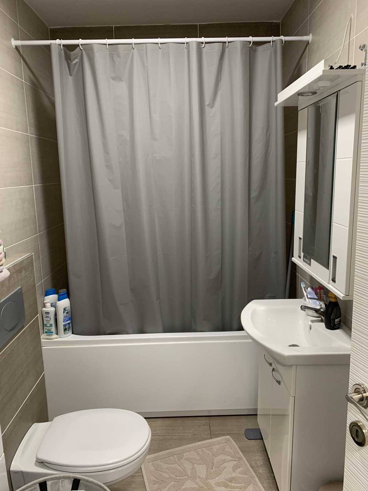 Prodajem stan 65m2 u Nivom Sadu Liman 4 3