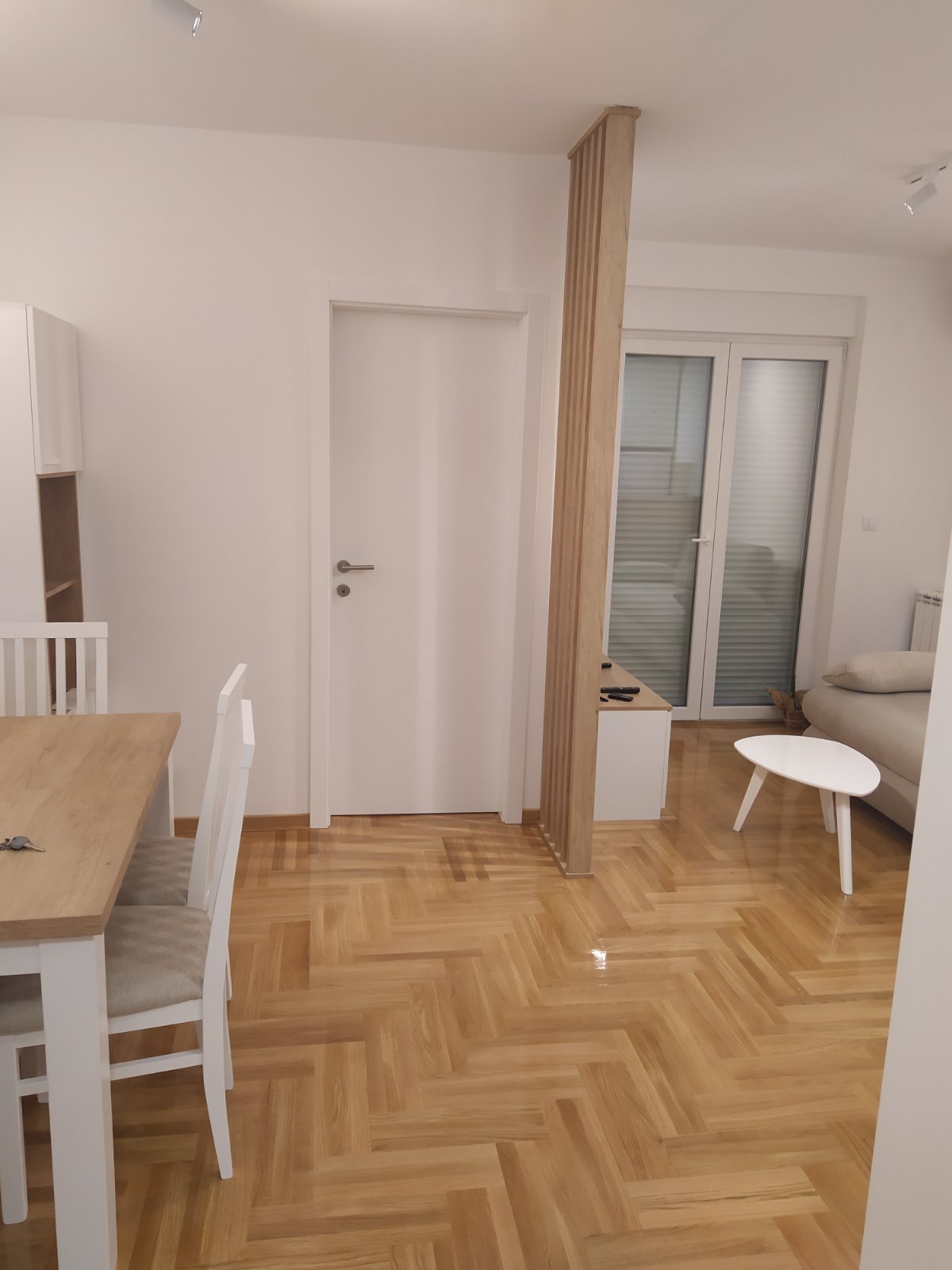 Nov namesten stan odmah useljiv 4