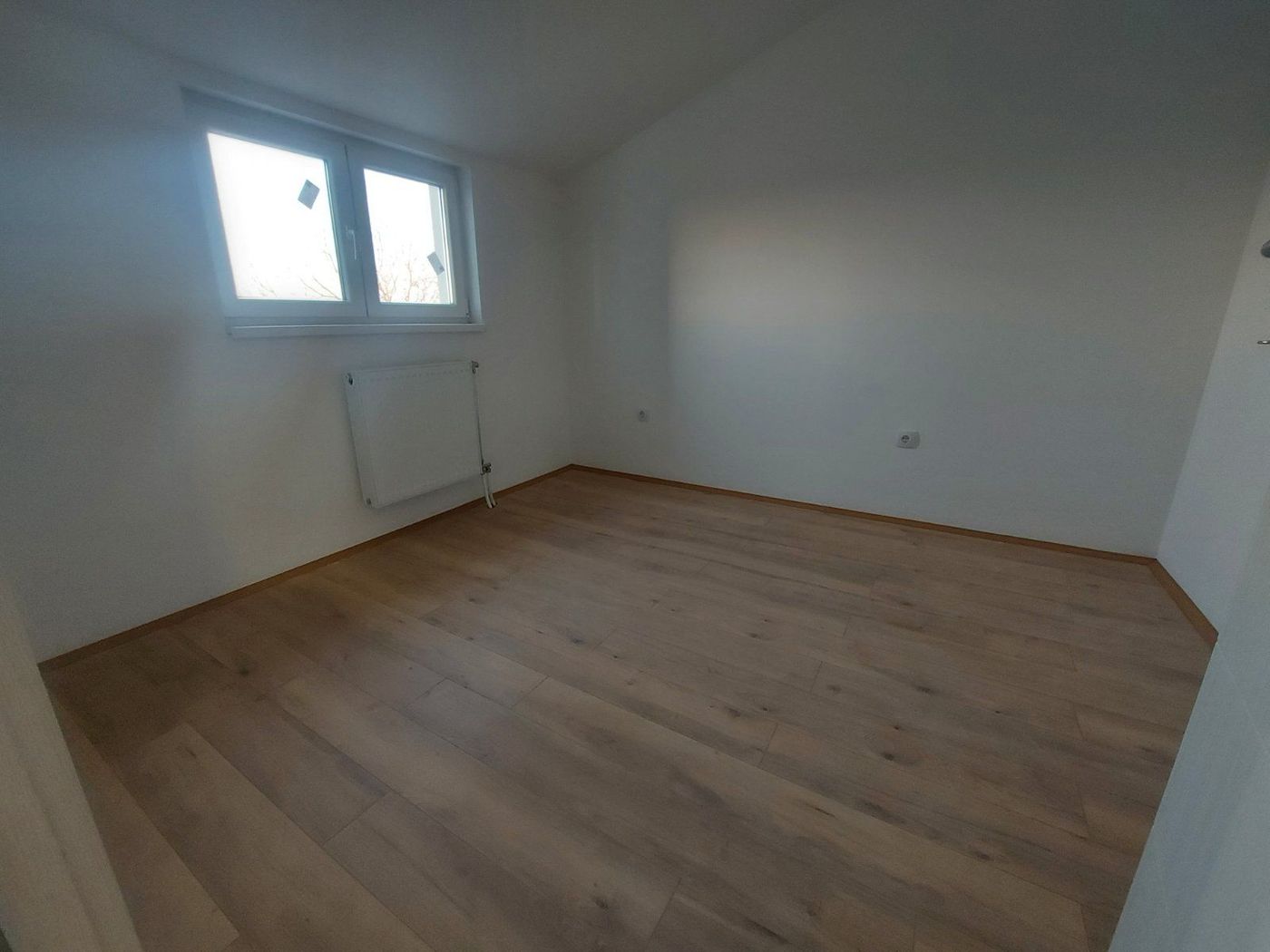 Hitna prodaja  Branka Ćopića    42m2   062 792 583 3