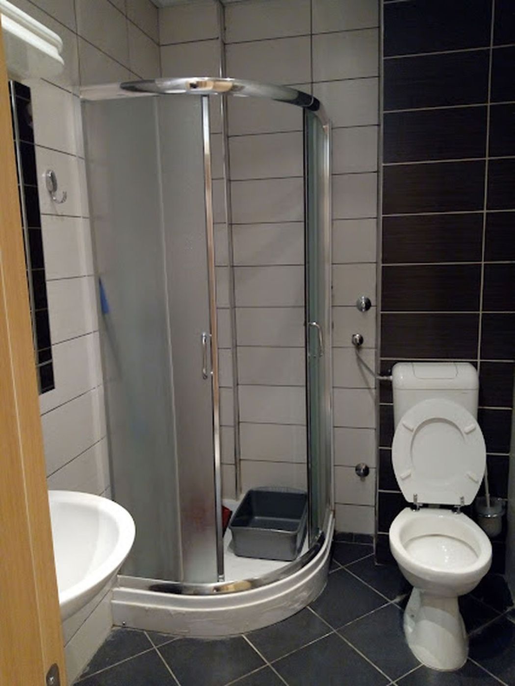 Odličan dvosoban stan   062 792 583 5