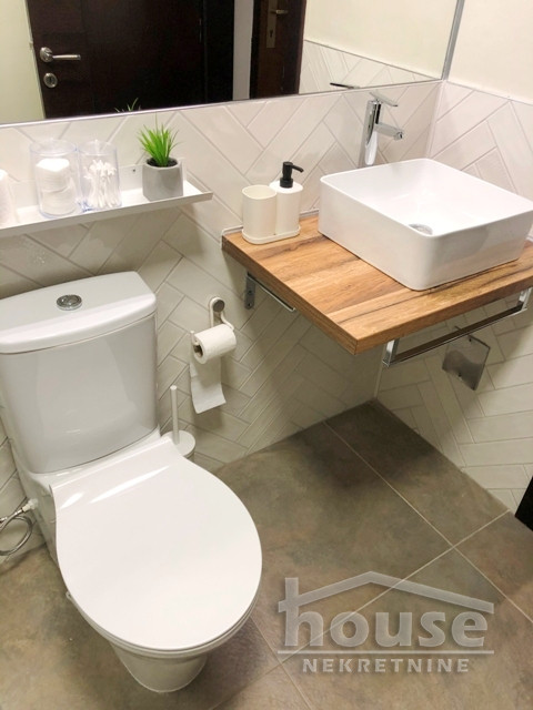 Stan,NOVI SAD,BULEVAR 36m2,97850€ , ID: 1053966 11