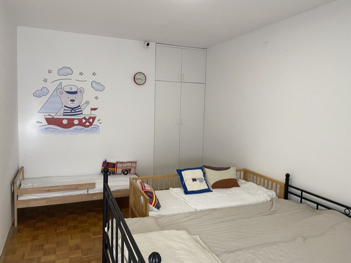 Blok 8   renoviran   gratis terasa i ostava  20m2    062 792 583 5