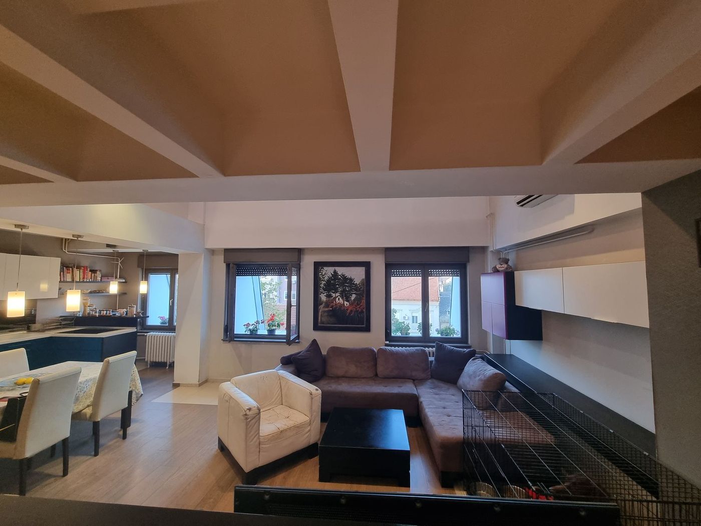 Kuća u zgradi   savršen petosoban stan   062 792 583 2