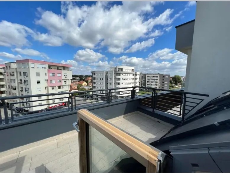 Nov   savršen četvorosoban stan   prelep pogled   062 792 583 5