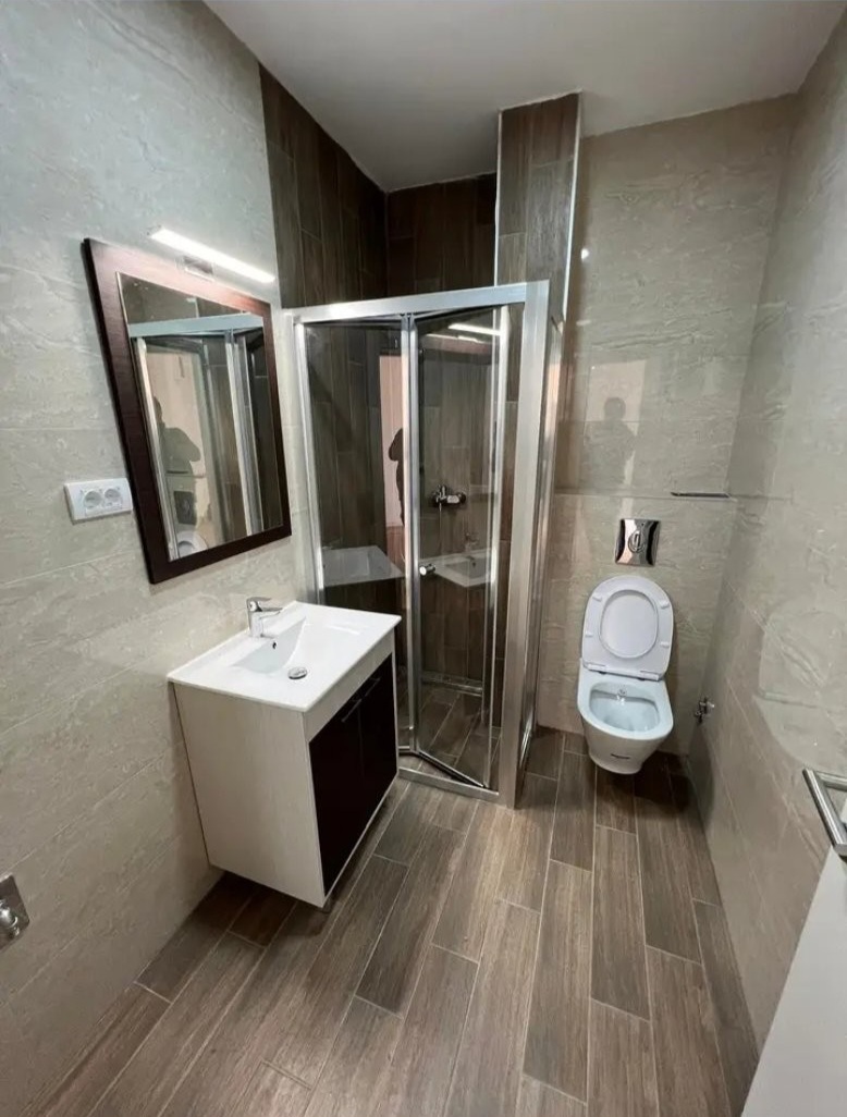 Nov   savršen četvorosoban stan   prelep pogled   062 792 583 4