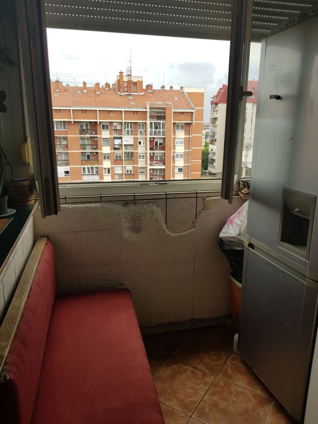 Uknjižen 1 1   odličan raspored 062 792 583 4