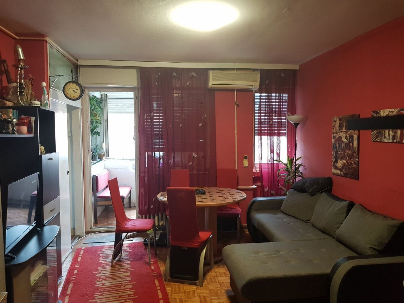 Uknjižen 1 1   odličan raspored 062 792 583 1