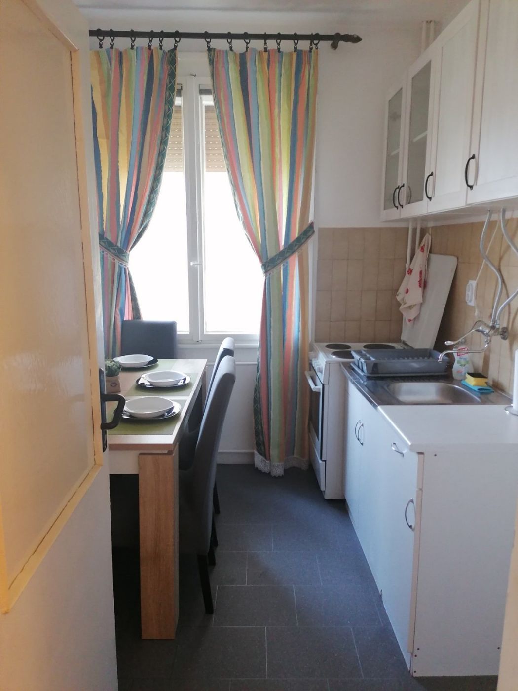 Spens   uknjižen 1 1   retko u ponudi   062 792 583 2