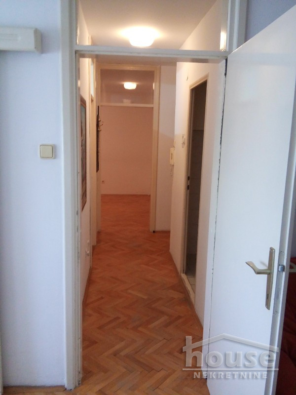 Stanovi,NOVI SAD,SAJAM 64m2,450€ , ID: 9115781 8