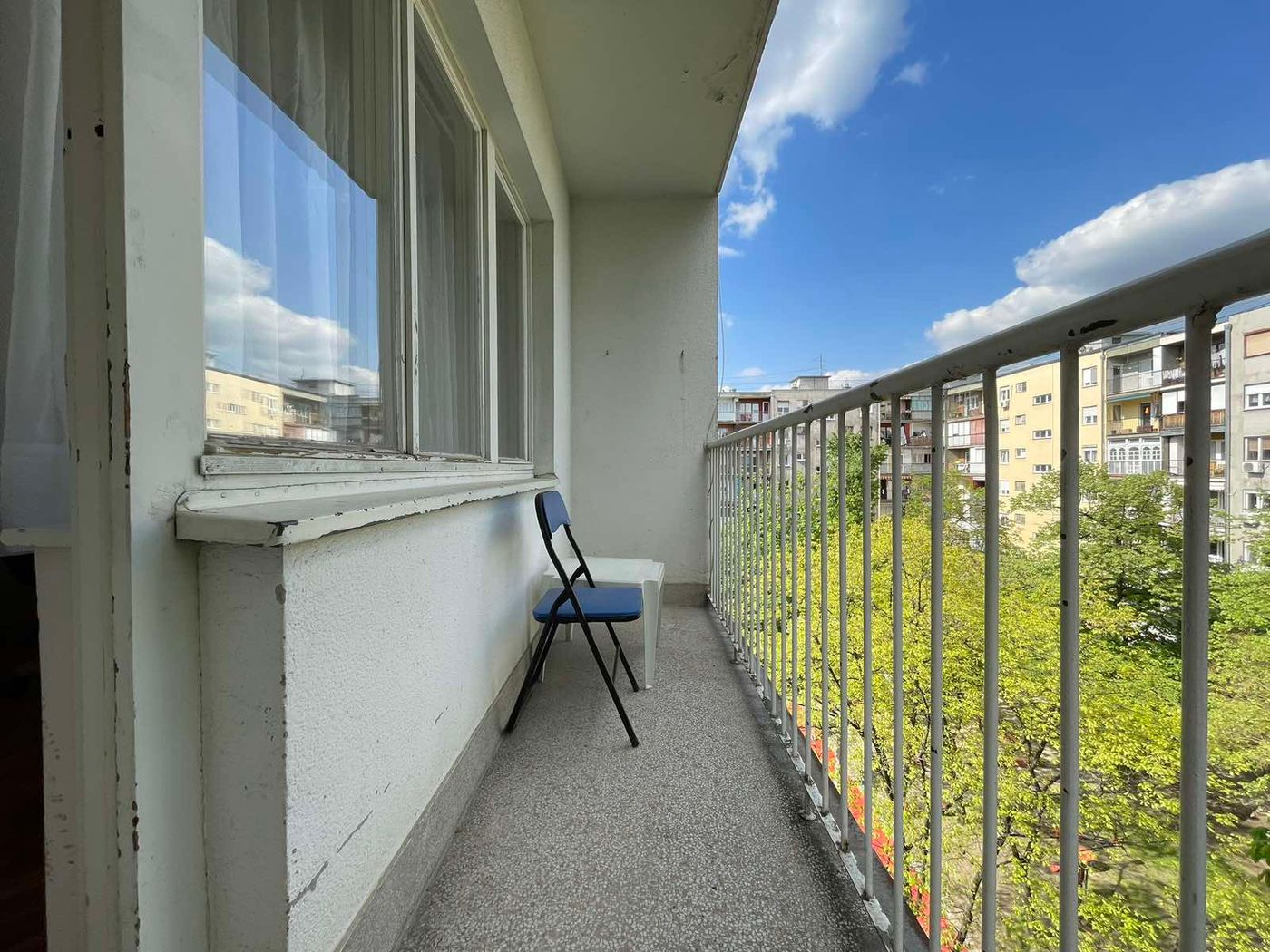 Trosoban stan na jednoj od najtraženijih lokacija u gradu  LIMAN 2  062 221 178 3