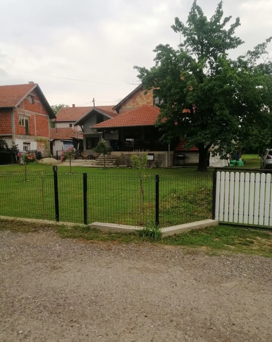 Kuca na prodaju Mladenovac Medjuluzje 2