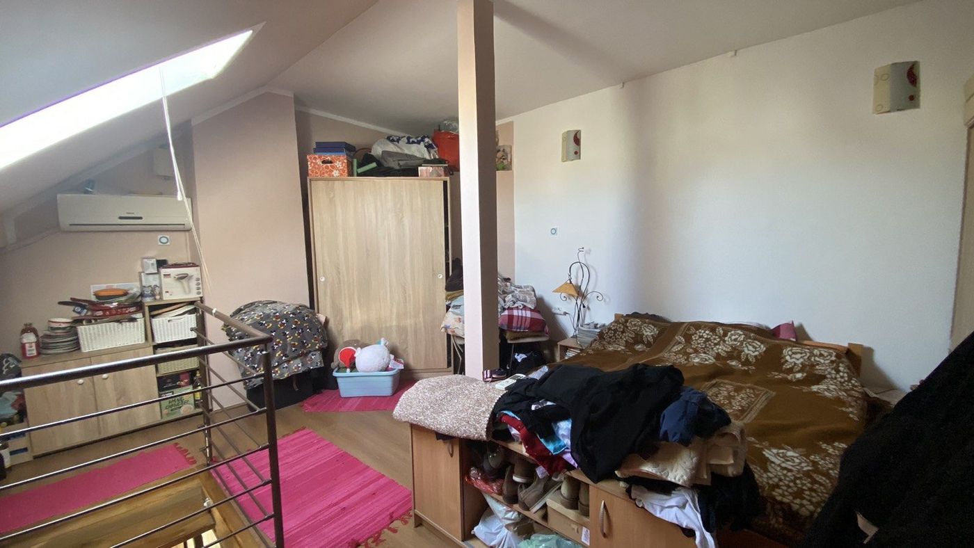 Uknjižen  bez ikakvih ulaganja   Budućnost   062 792 583 3